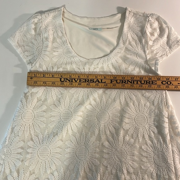Kimchi Blue Sunflower Ivory Lace Dress women’s  size Small - Picture 3 of 9